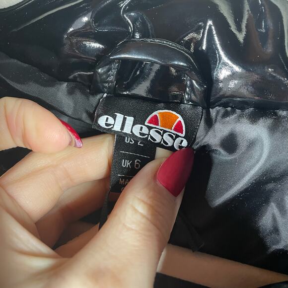 NWT Ellesse Women's Black Full Zipped Puffer Jacket Size 2 - Picture 9 of 10